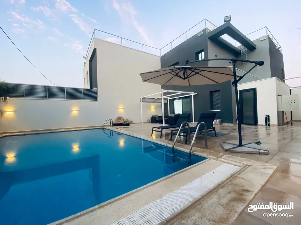 Deluxe Villa in Jericho