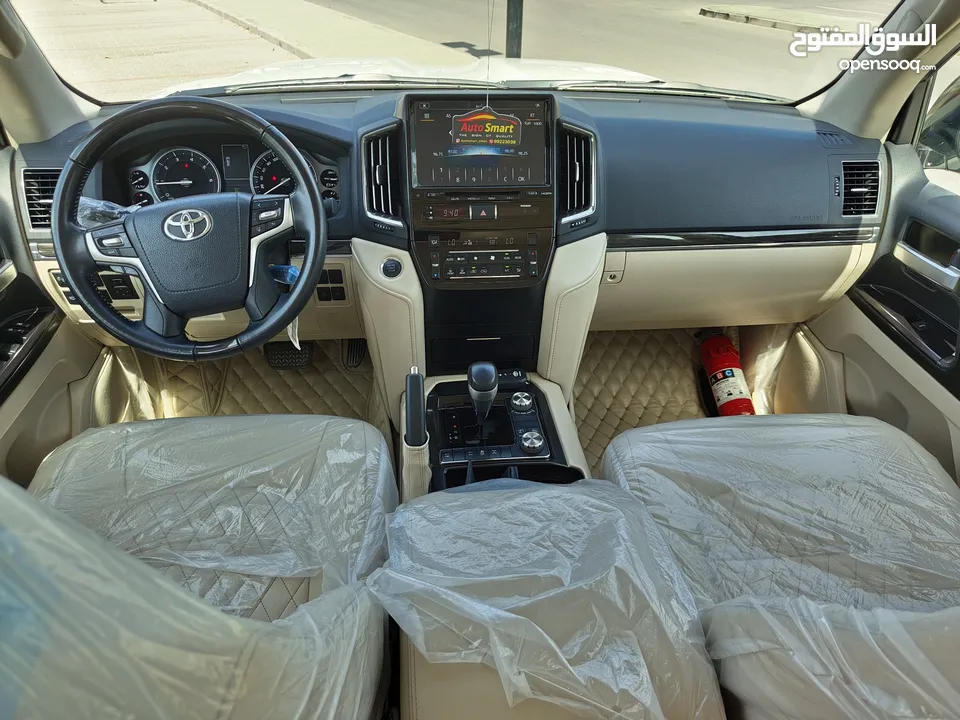 Toyota Land Cruiser (Grand Touring) GXR