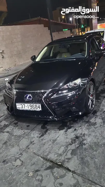 للبيع مع فتحه وفرش جلد بيج فحص كامل فل كامل  Lexus 2014 IS 300 Full Options