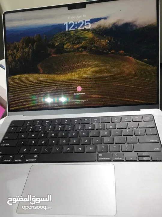 Macbook Pro 14 inch with Apple M2 Pro Chip