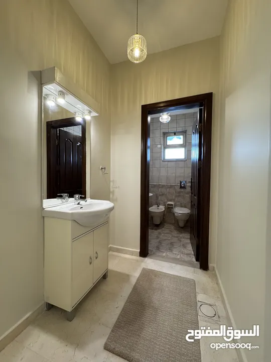 شقة 3 غرف نوم باطلالة رائعة في عبدون  ( Property 43136 )-175084200