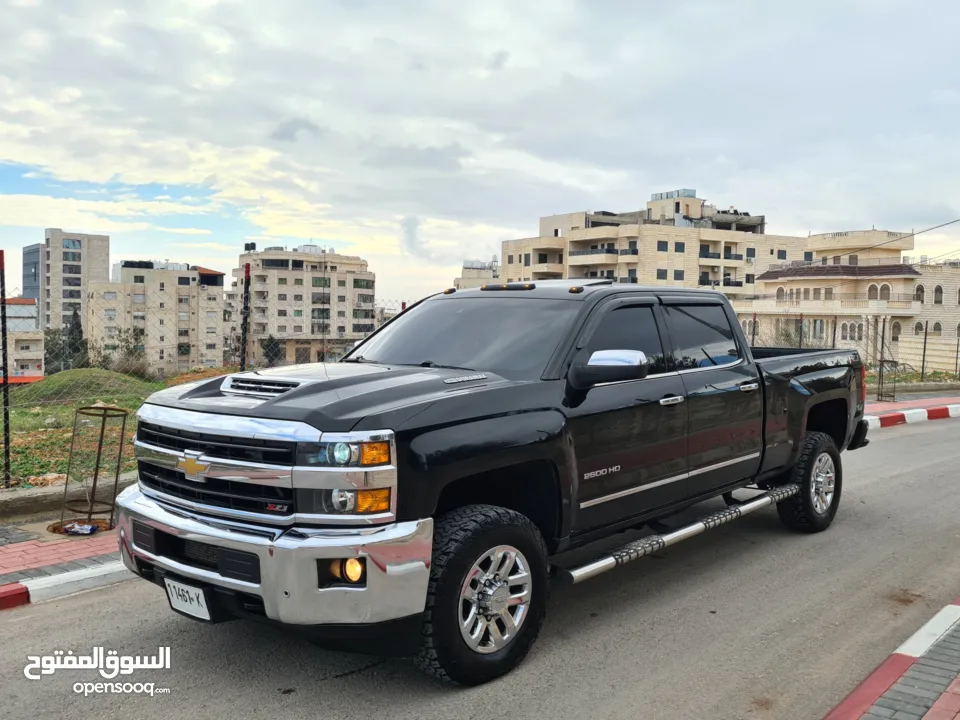 شفرليت سلفرادو LTZ المميزة كليا موديل 2019 / LTZ فل إضافات  دهان شركة ولا غرام بوية / فحص نخب النخب