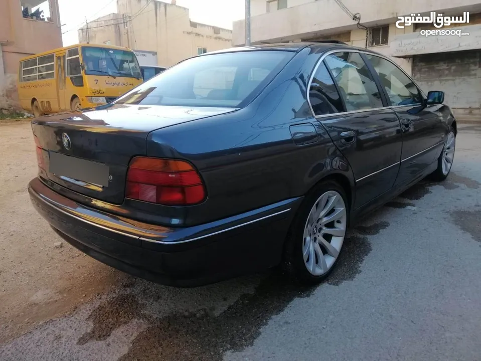 BM 520 دب للبيع