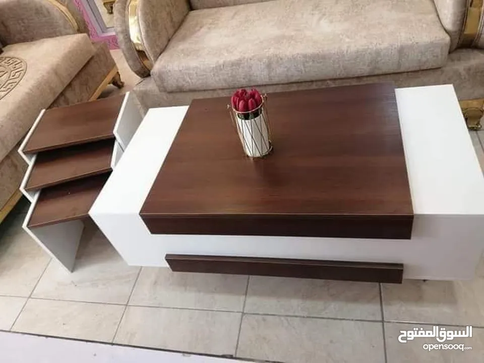 طاوله وسط مع سيرفيس