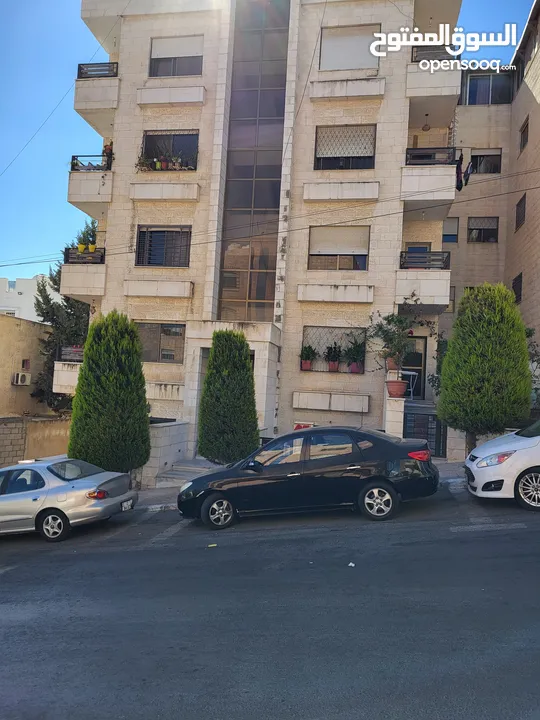 136 m2 3 bedroooms apartment for sale    شقة للبيع في ضاحية الياسمين in Dahiat Al Yasmin