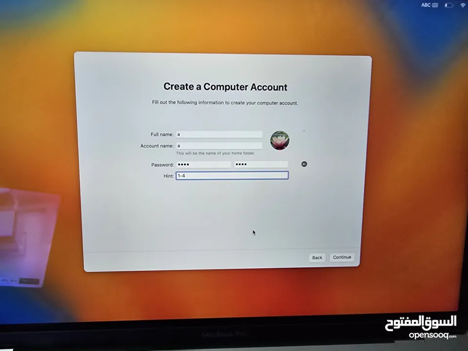 MacBook Pro (13-inch, 2017)  إستعمال بسيط بحالة ممتازة كأنه جديد