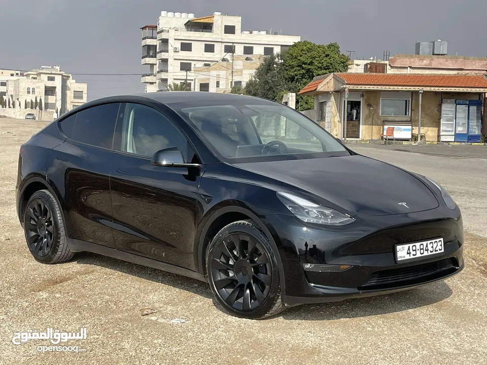 Tesla model y 2023 long range Dual motor  فحص اوتوسكور b+ 80 السيارة وكالة  موقع السيارة مرج الحمام