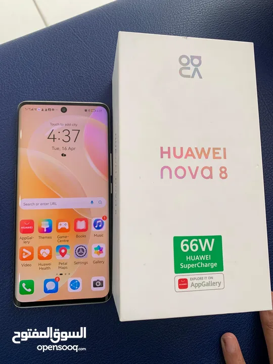 HUAWEI nova 8