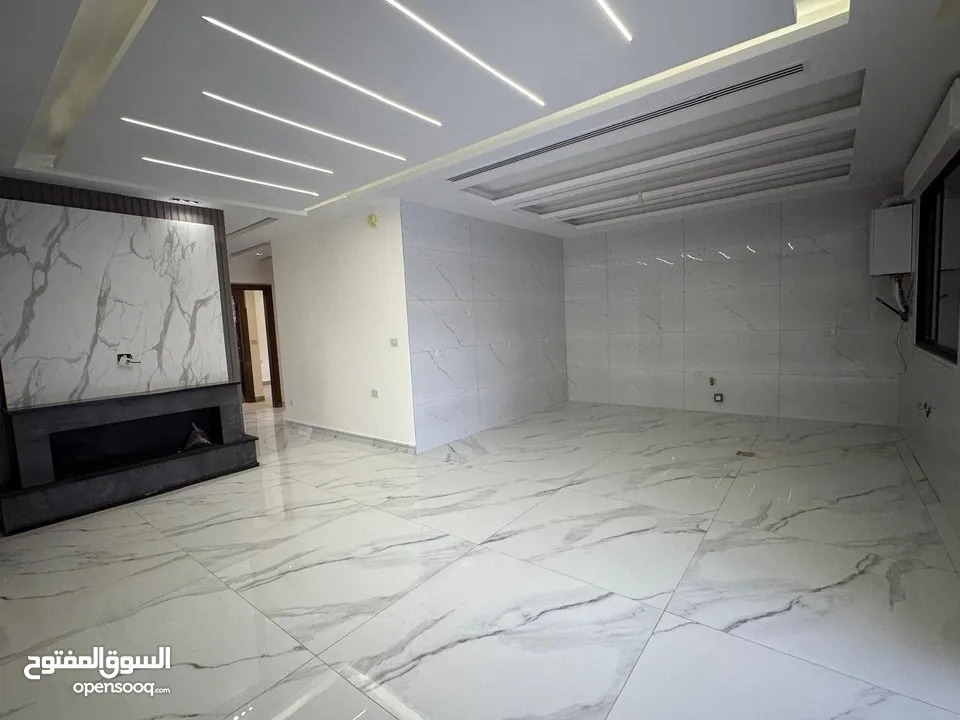 Apartment for Sale in Um Al Summaq ( Property 42790 )-174674889