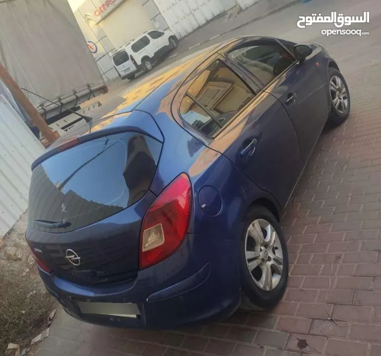 اوبل كورسا  2008 محرك1400 جير عادي  السيارة  مش ناقصها اشي للبيع او البدل ع اتوماتيك اشي مرتب