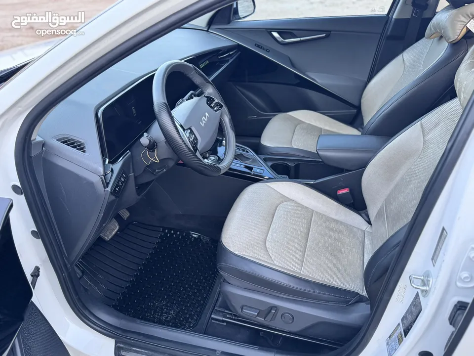 كيا نيروا 2023 اعلى مواصفات / kia niro 2023
