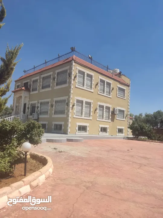 مادبا حواره مزرعه للبيع