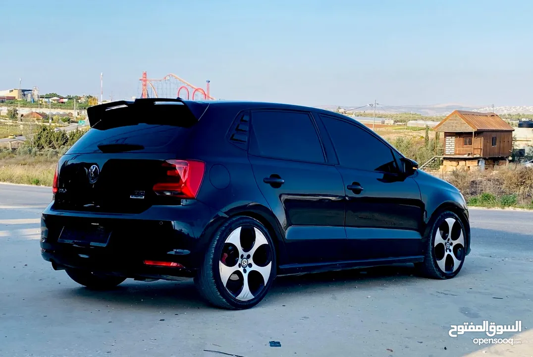 فولكس فاجن بولو