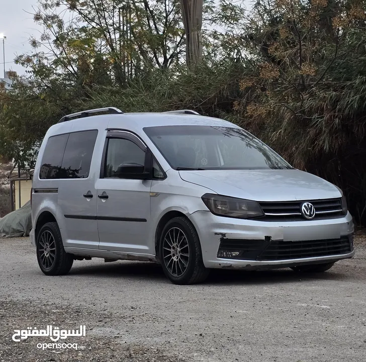 كادي 2016 - 7 مقاعد - ماطور 2000 ديزل - إمكانيه التقسيط بسعر مميز جداً - فحص ممتاز - رام الله