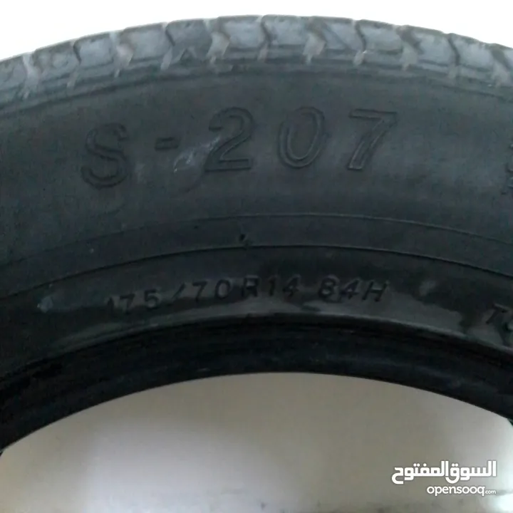 اطارات يوكاهاما مقاس R14 175/70 بحالة جيدة بعجمان