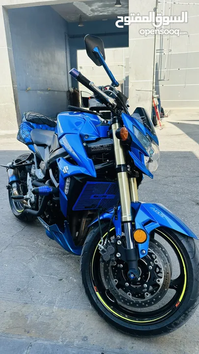 دراجة سوزوكي 750 gsr للبيع