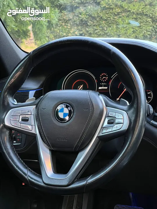 2018 BMW 740 eDrive بحالة الوكالة للبيع كاش او اقساط من المالك مباشرة بدون وساطة بنوك دفعة اولى