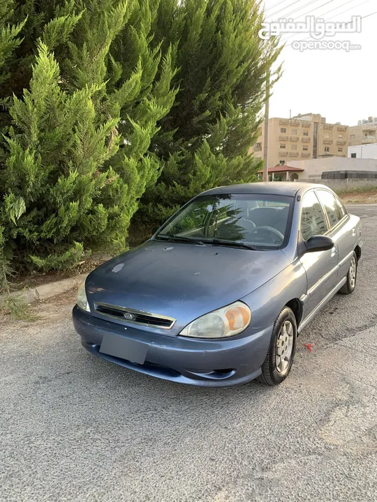 كيا ريو 2001