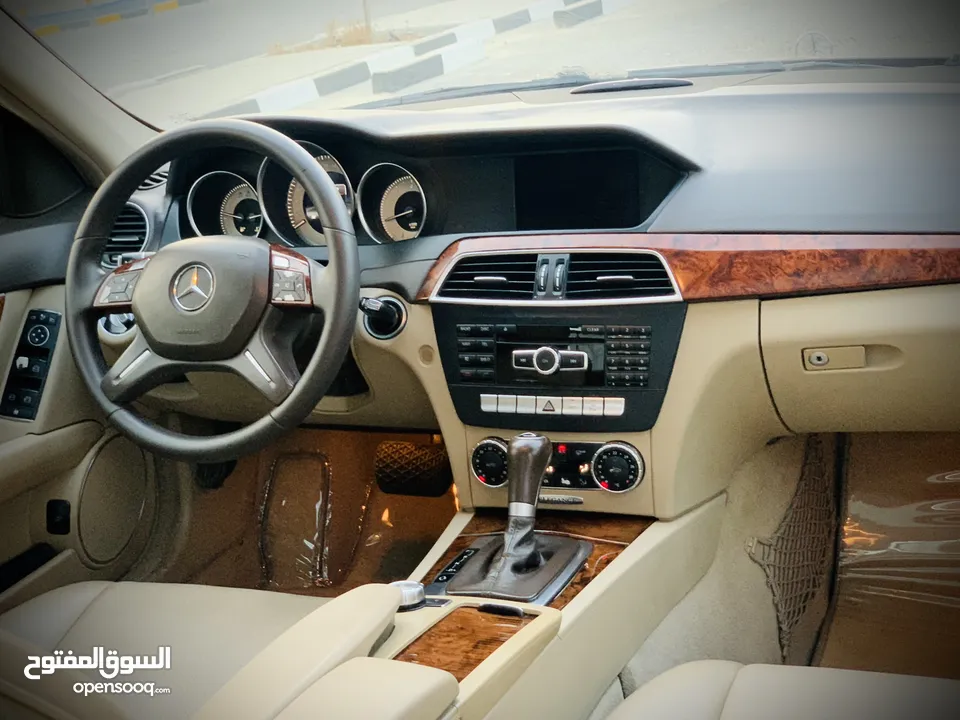 مرسيدس C250 للبيع