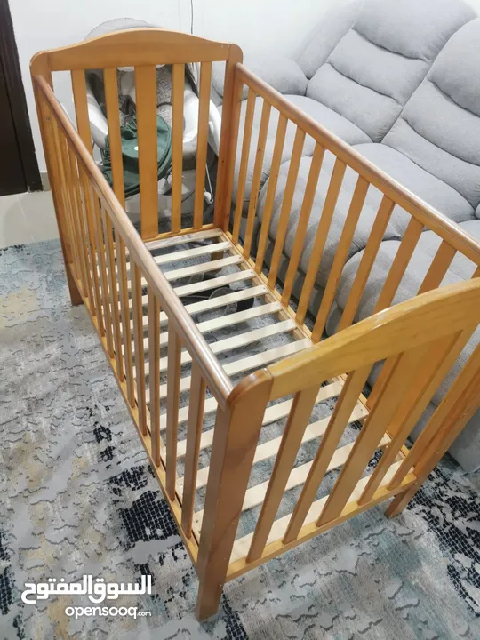 mothercare baby crib سرير اطفال