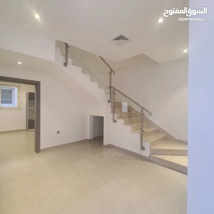 for rent in Abu fatira 3 master bedrooms duplex