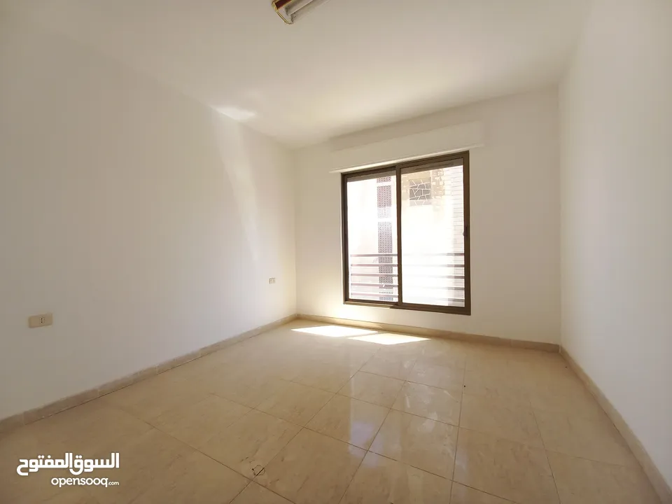 شقة غير مفروشة للايجار في الصويفية  ( Property 33706 )-175072441