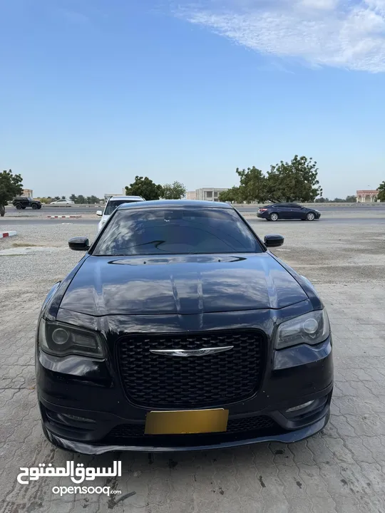 كرايسلر V8