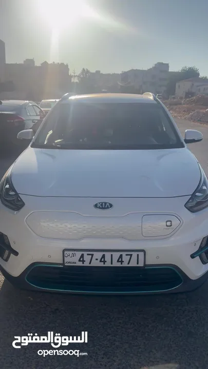للبيع  Kia nero ev 2021  السيارة فل كامل مع فتحة ..............................