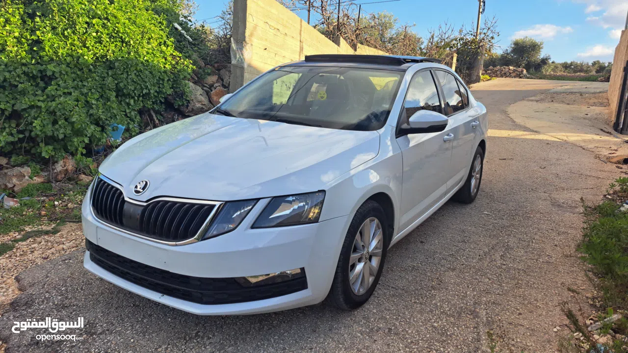 سكودا اوكتافيا 2019 صالون بنزين اتومات يد صفر فل فل اضافات بسعر مغري عالكاش