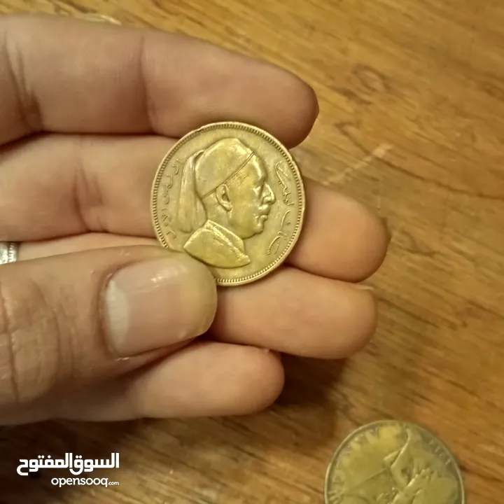 عملات ملكية مبهرة