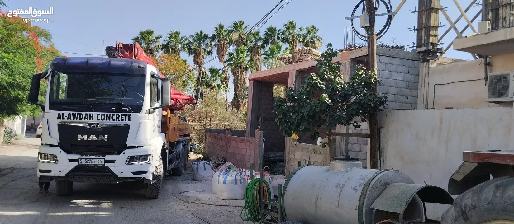 مخازن عدد 2 اريحا كتف الواد مساحة 80 متر للايجار