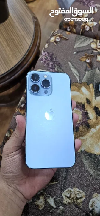 ايفون 13 pro لون ازرق نظيف فحص