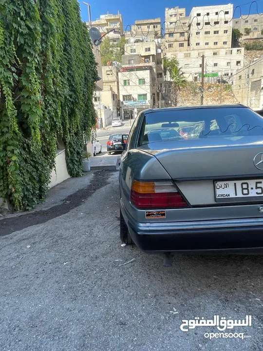 مرسيدس بطة 1990 فل مع فتحة الفل بحالة الوكالة للبيع