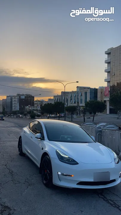 Tesla model 3 تسلا