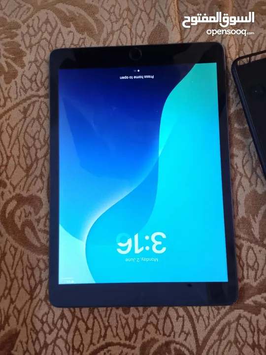 ايباد 9 للبيع بسعر مناسب