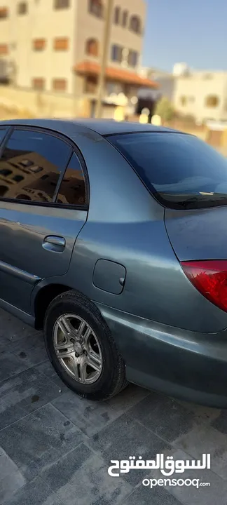 كيا ريو 2001