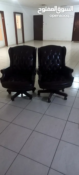 عدد 2 كرسي مكتب