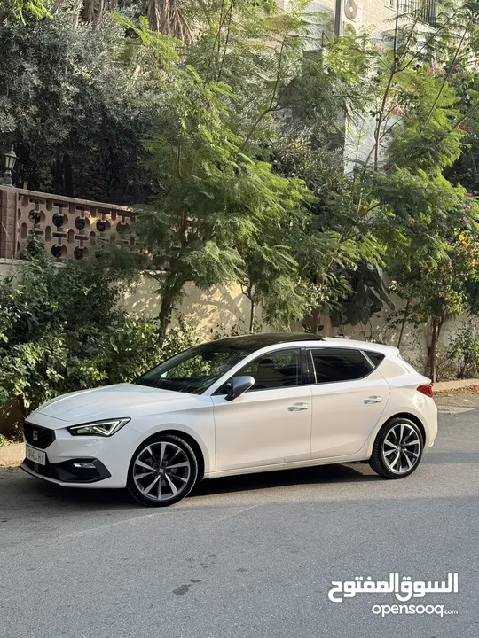 سيات ليون اف القصه الجديده