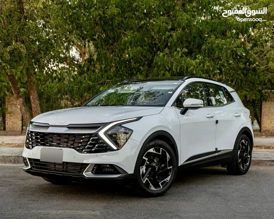 2024 Kia Sportage  خليجي هايبرد بتقسيط من شركه طريق الاقواس