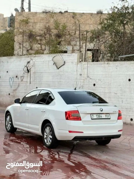 سكودا اوكتافيا 2017