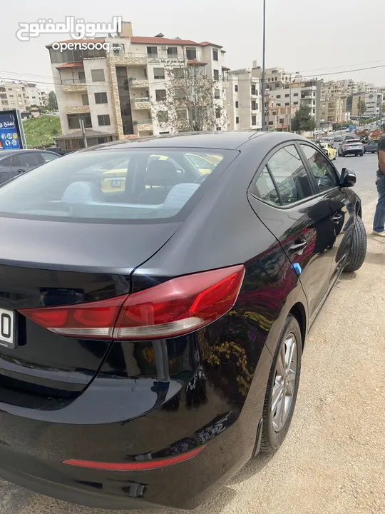 Hyundai Elantra 2017 – Excellent Condition