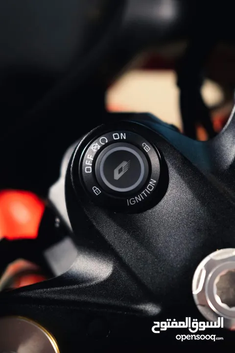 للبيع فقط QJ MOTOR SRK 600RR 2023 بحالة الوكالة