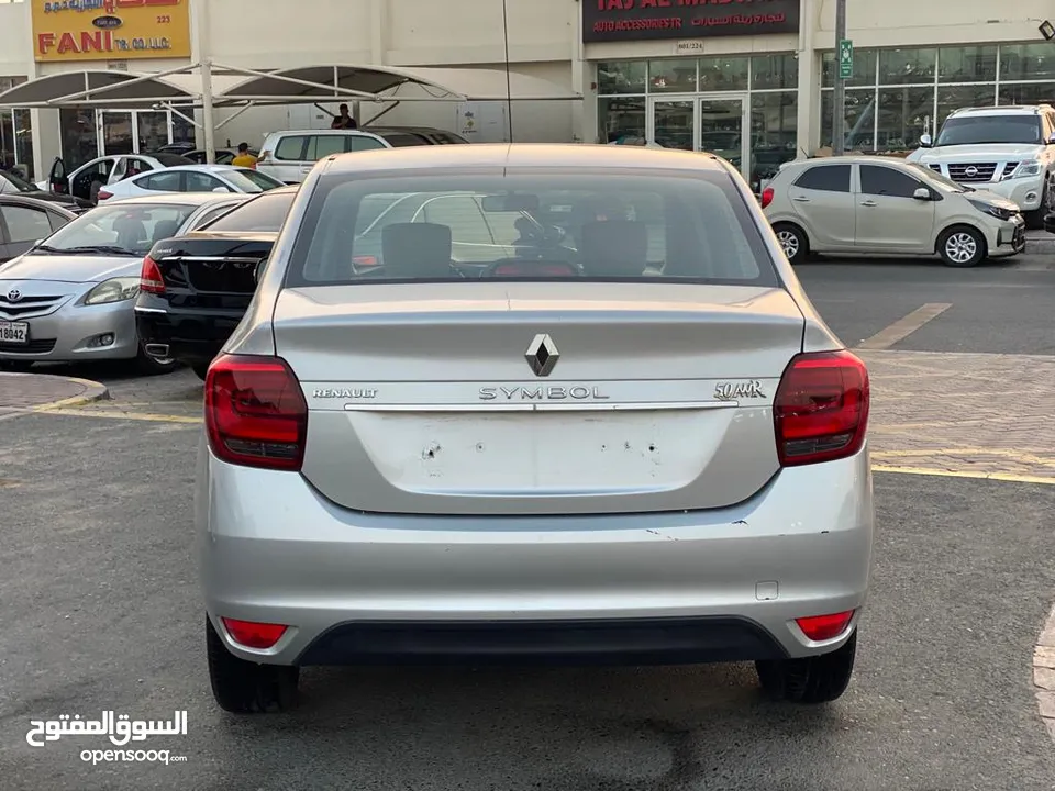 Renault Symbol 2019 silver