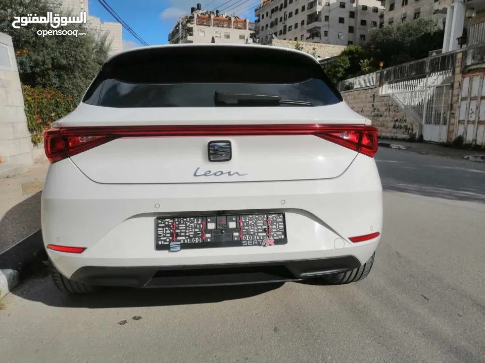 سيات ليون اتوماتيك