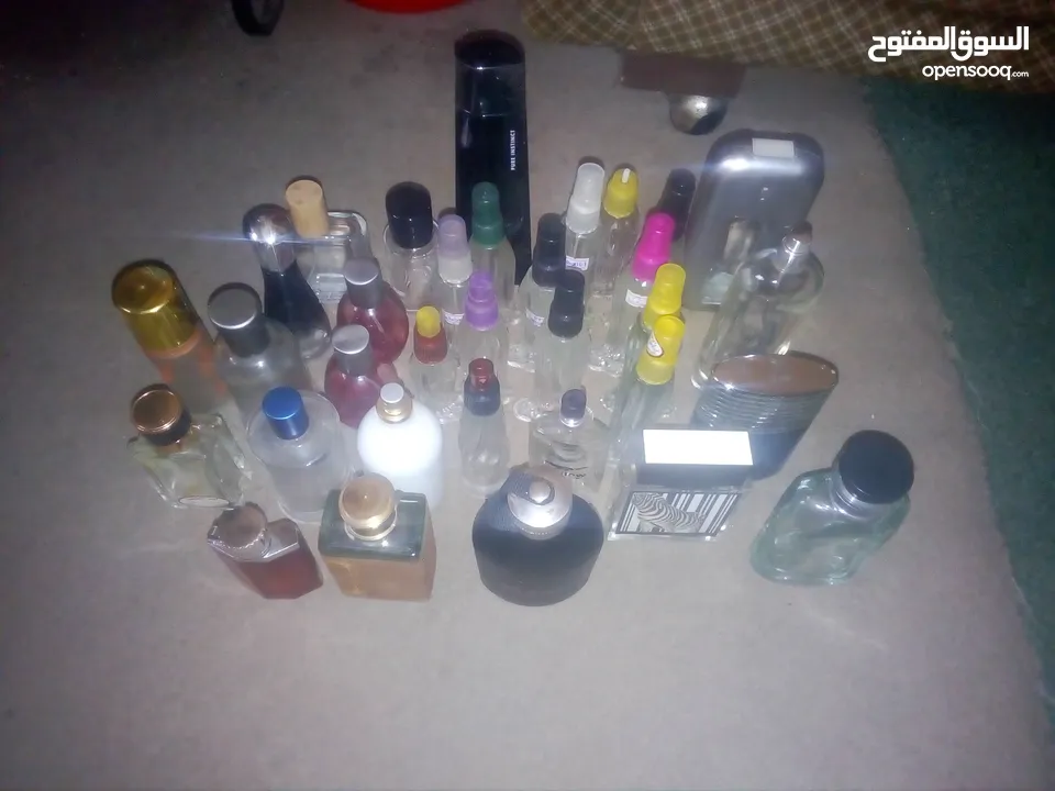 زجاجات عطر فارغه للبيع للي بركبو عطور وبيشنغلو فيهم
