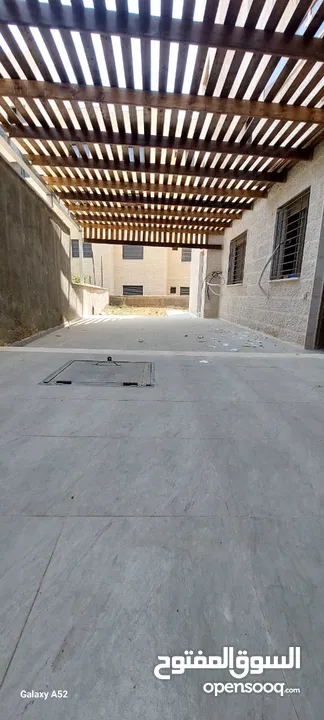 شقة 170 متر مع حديقة 140 متر بالقرب من وسط رام الله