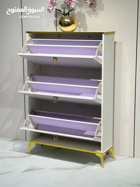 خزانة الأحذية الملكية – لمسة فخامة تغيّر مدخل بيتك بالكامل  مش مجرد خزانة... هاي قطعة ديكور راقية