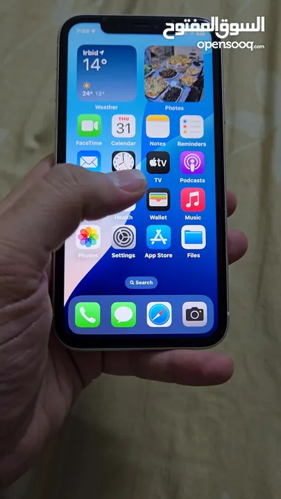 iPhone 11 بحالة ممتازة للبيع