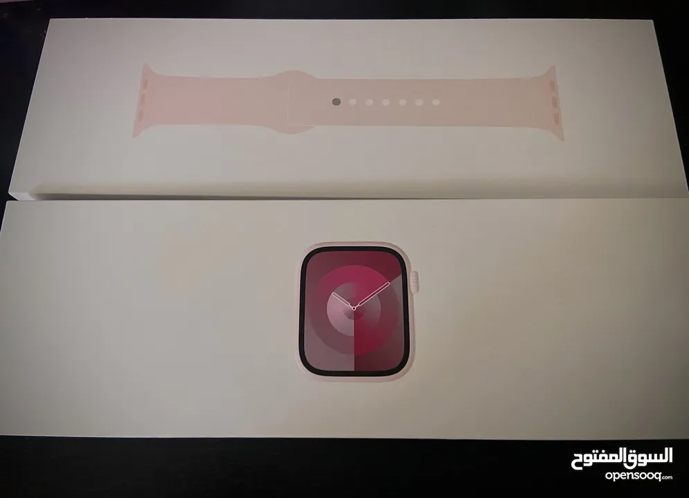 ساعة ابل الاصدار التاسع 9 باللون الوردي 41 مم Apple watch series nine 9 in the color pink 41 mm