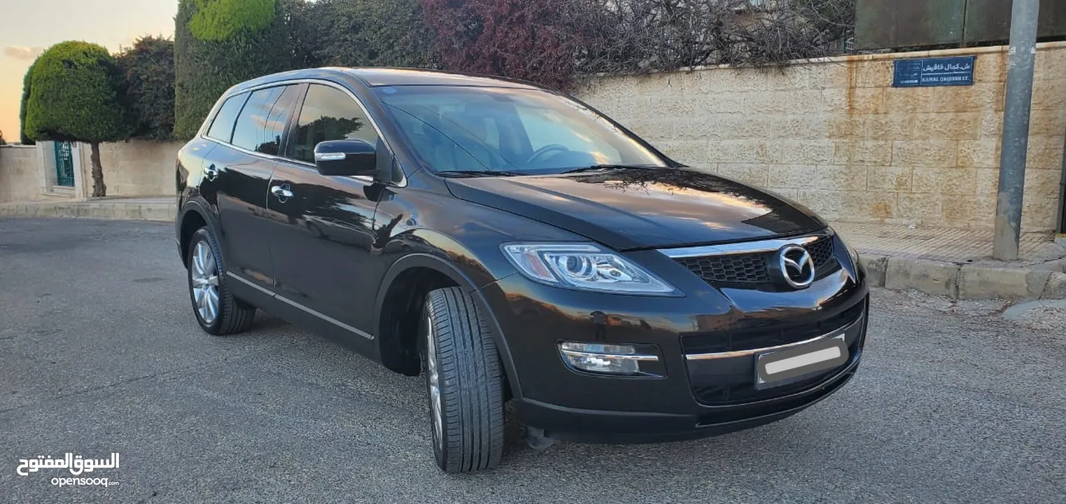 مازدا CX9 موديل 2008 مميزة توب نضافة صيانة شركة لون اسود استخدام شخص واحد